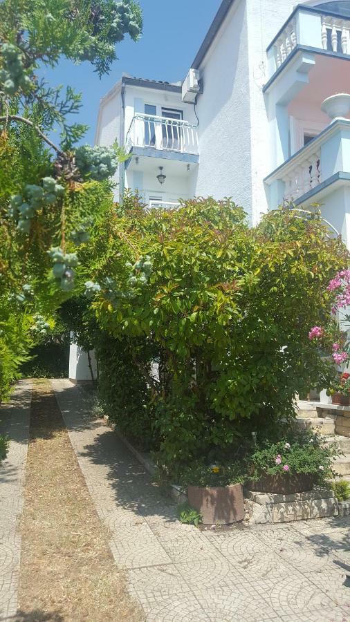 Oleander Apartment In Pakoštane Exteriör bild